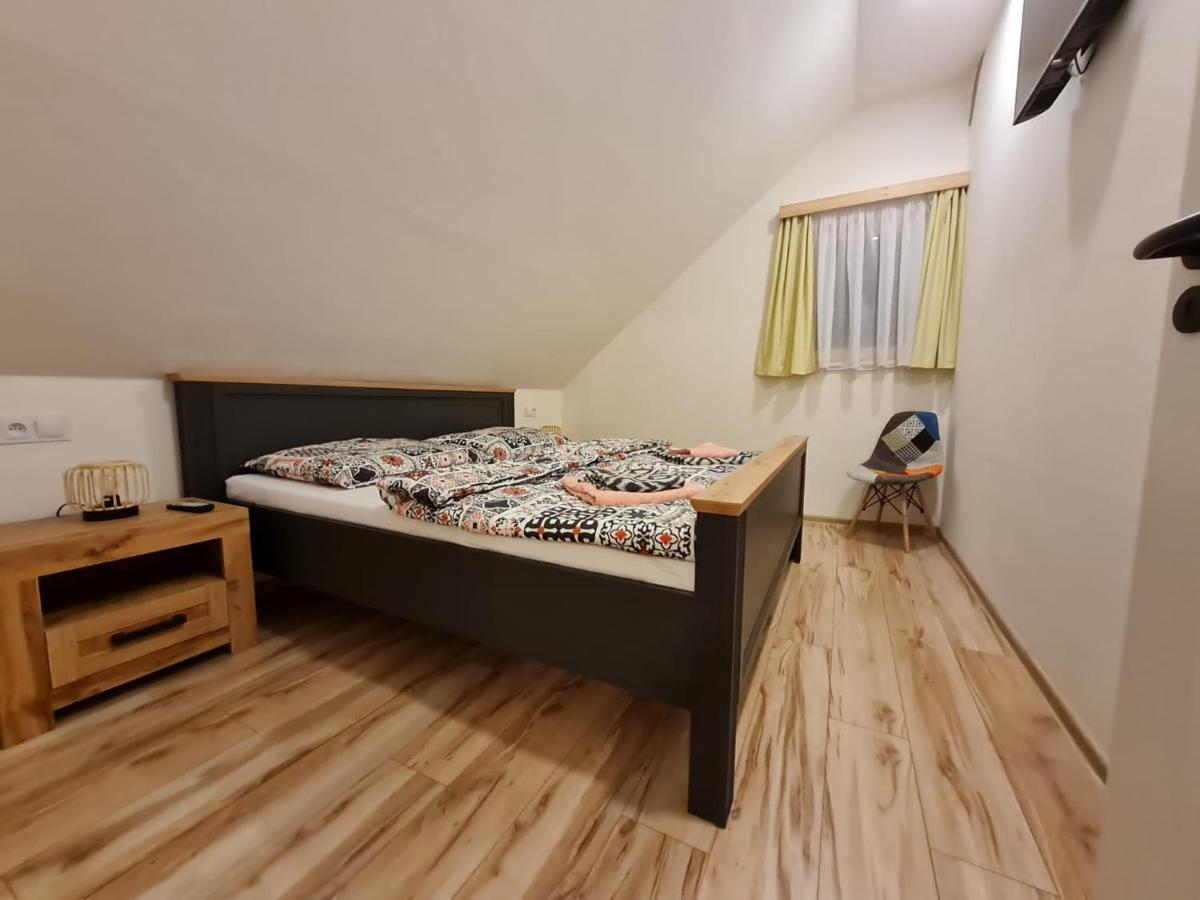Apartman Konirna Harrachov Exteriör bild